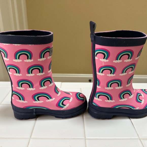 Hatley Pink Rainbow Rainboots - Size 9 - Picture 7 of 8